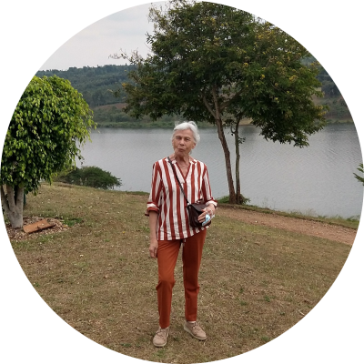 Ms. Rachelle Van Looveren